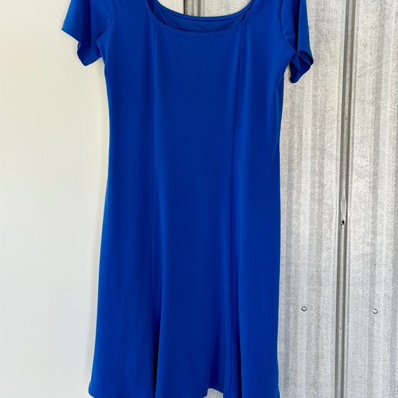 Blue fully lined dress - Picture 3 of 8